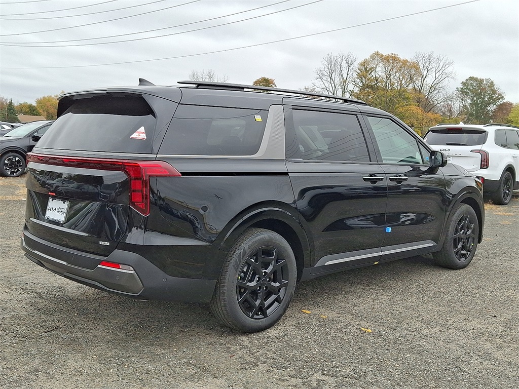 2026 Kia Carnival SX photo 4