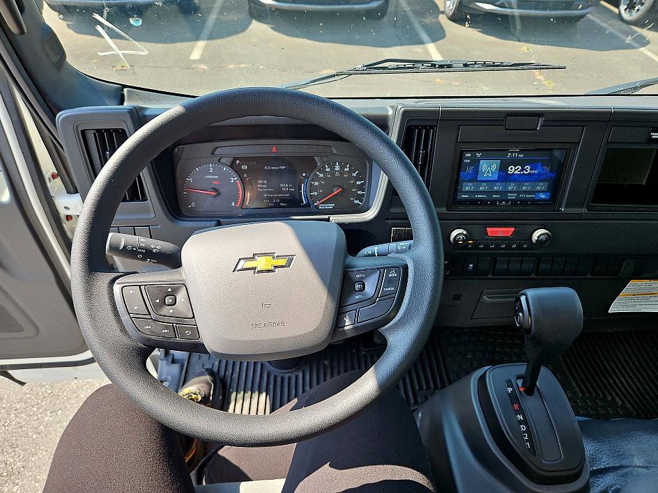 2025 Chevrolet Silverado photo 12