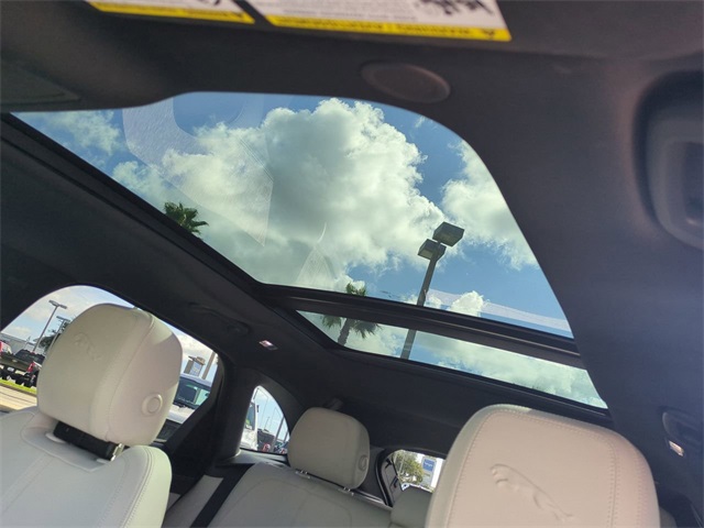 2023 Jaguar F-PACE P400 R-Dynamic S photo 20