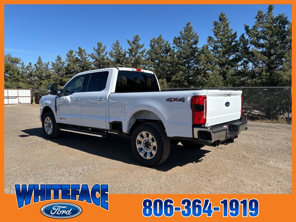 2026 Ford F-250 Lariat photo 3