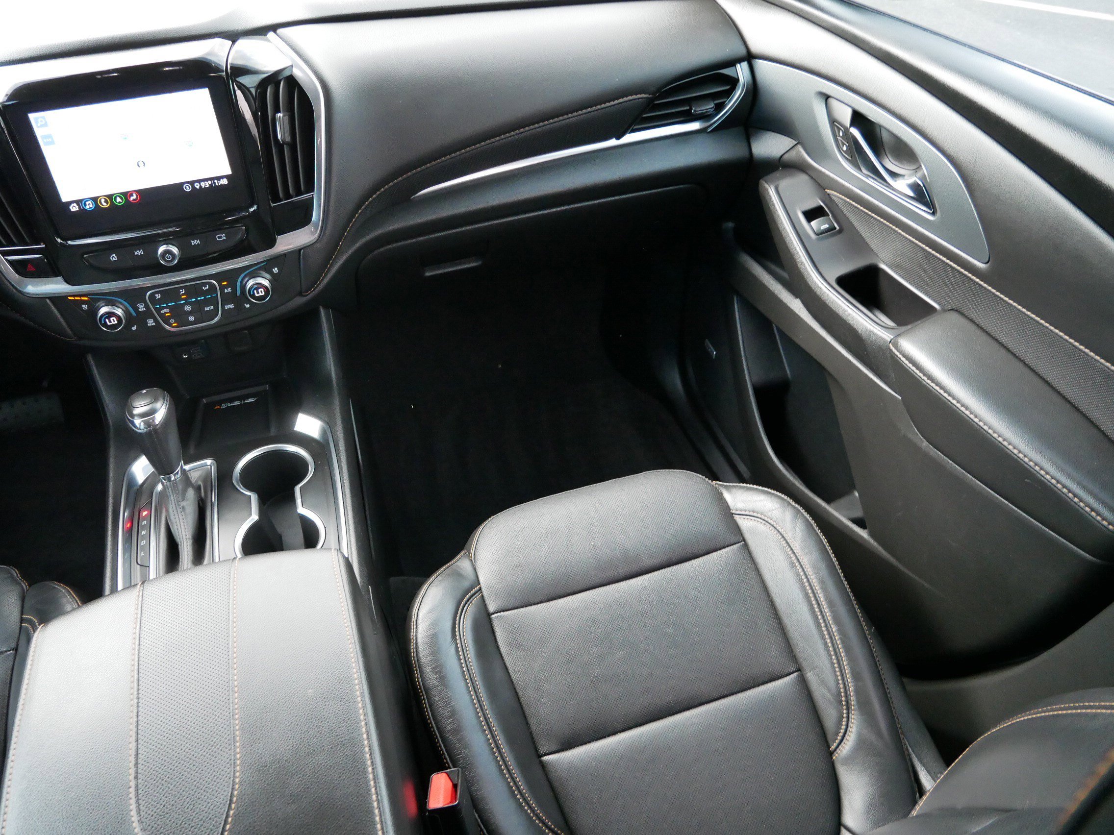 2020 Chevrolet Traverse Premier photo 9