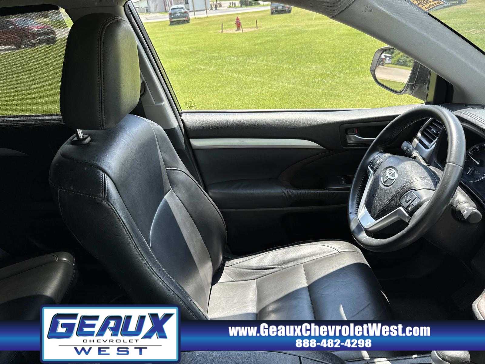 2015 Toyota Highlander XLE photo 32