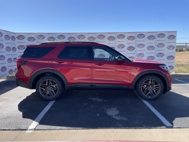 2026 Ford Explorer ST's photo