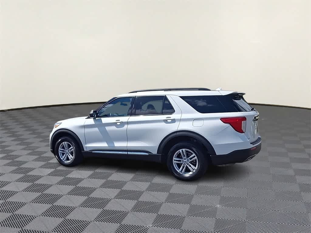 2022 Ford Explorer XLT photo 6