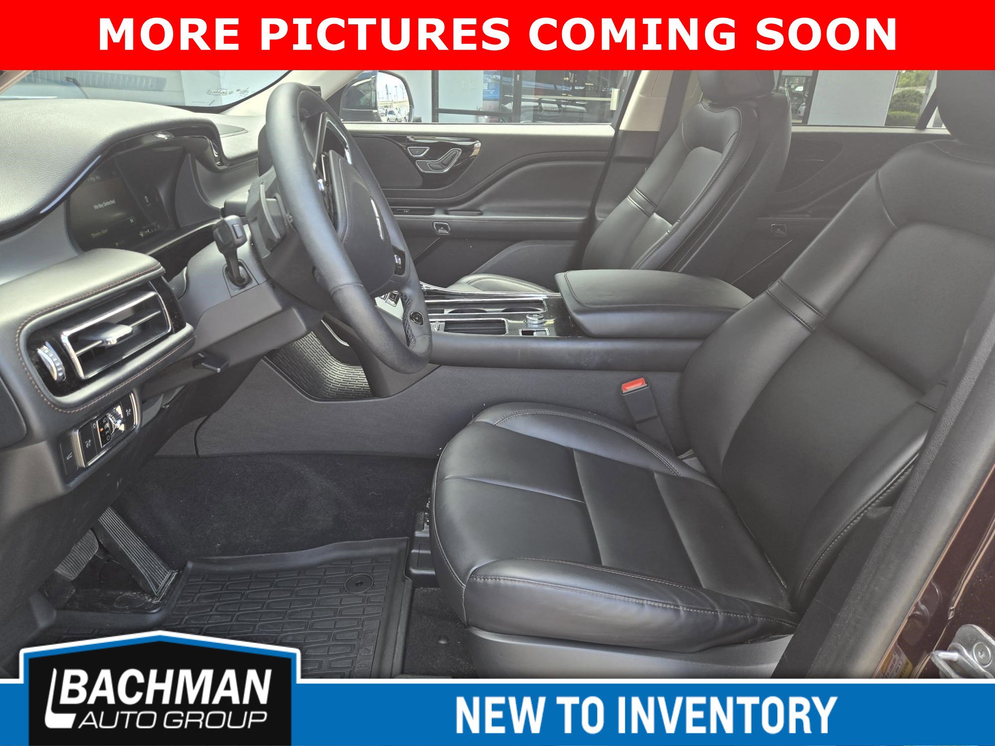 2023 Lincoln Aviator Standard photo 4
