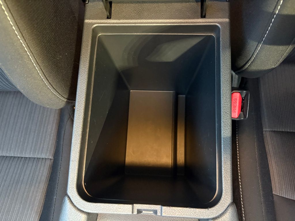 2022 Nissan Sentra SV photo 21