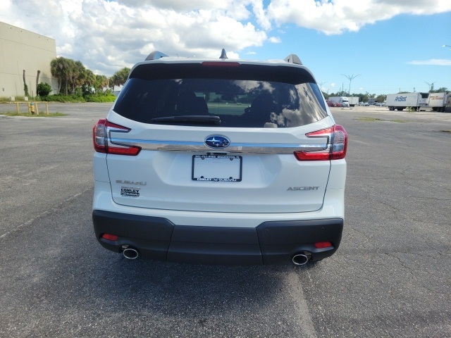 2025 Subaru Ascent Premium photo 2