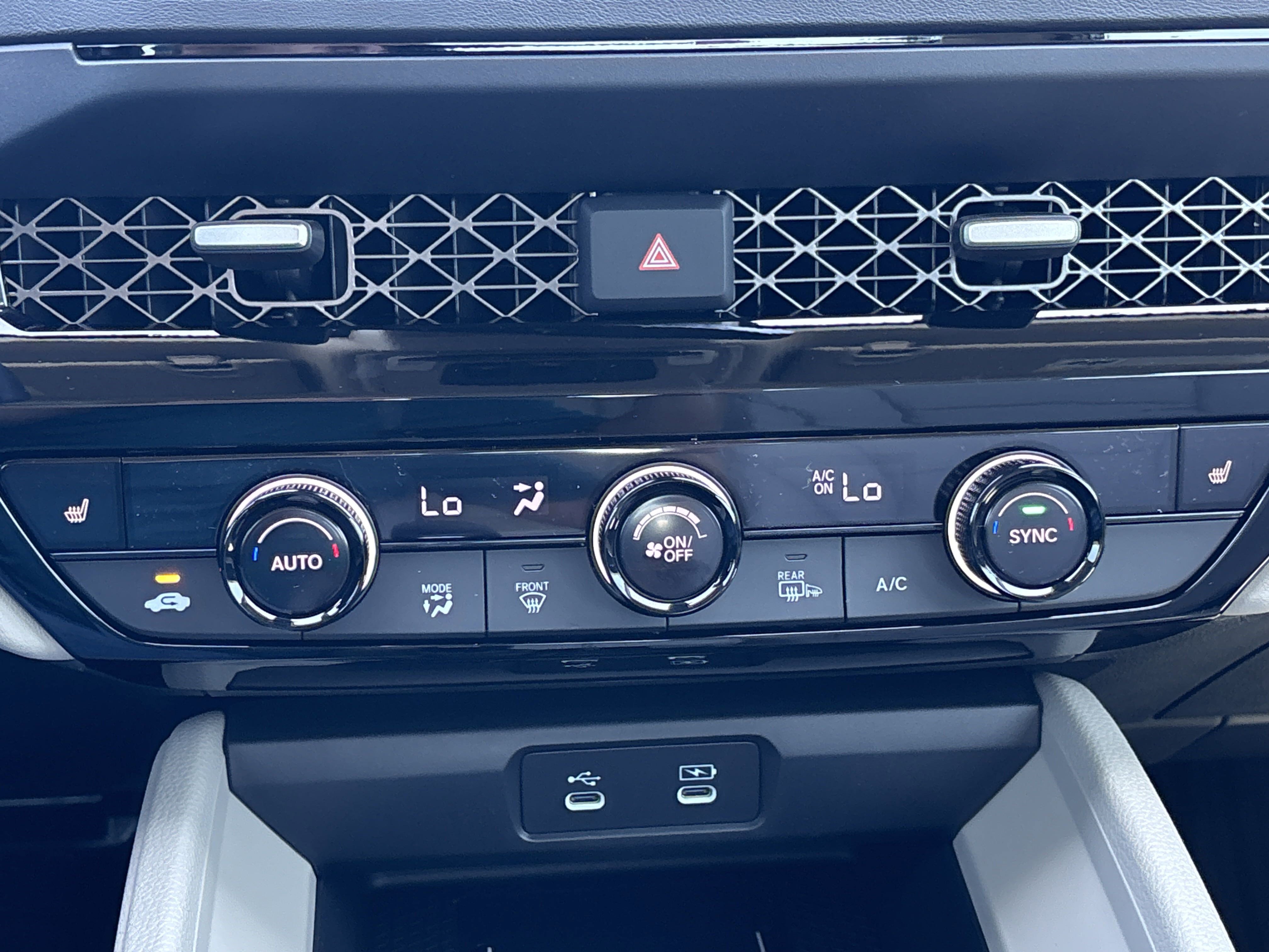 2025 Honda Accord Hybrid EX-L photo 3