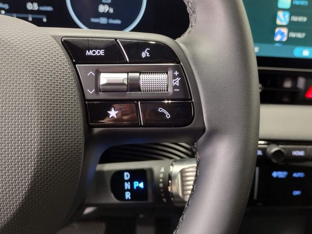 2025 Hyundai Ioniq 5 photo 26