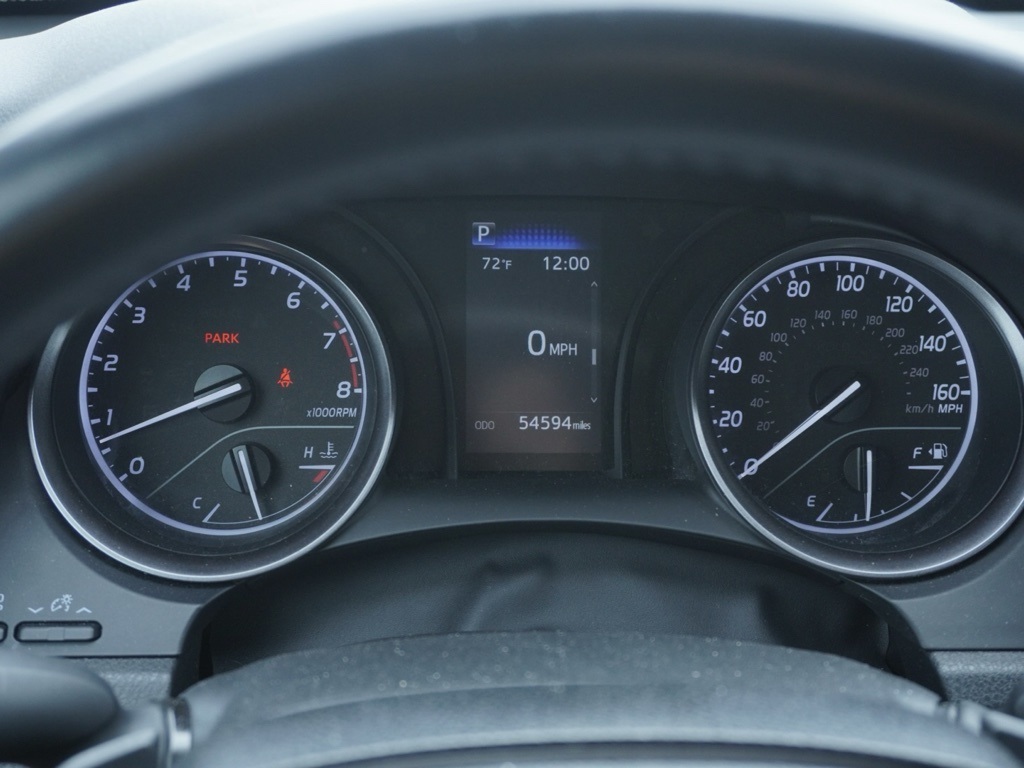 2023 Toyota Camry SE photo 13