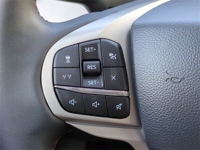 2025 Ford Explorer photo 20