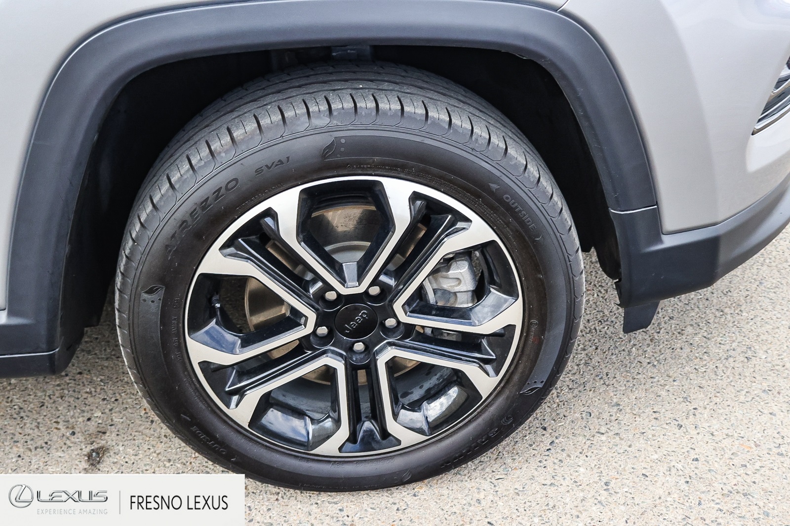2023 Jeep Compass Limited photo 6