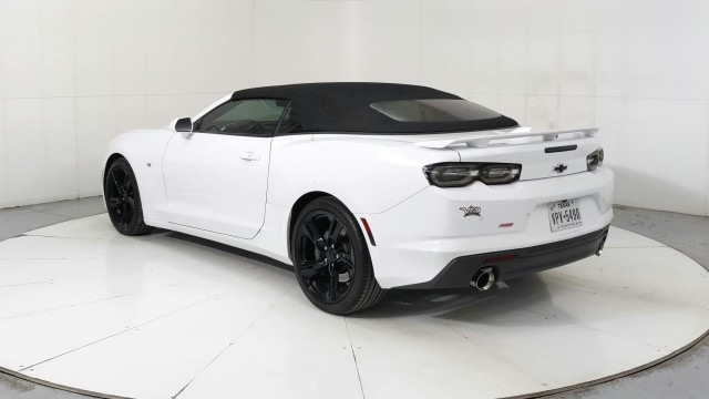 Used 2022  Chevrolet 2SS image 3