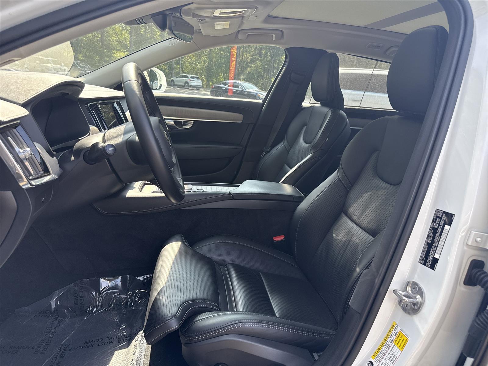 2023 Volvo S90 Ultimate photo 8