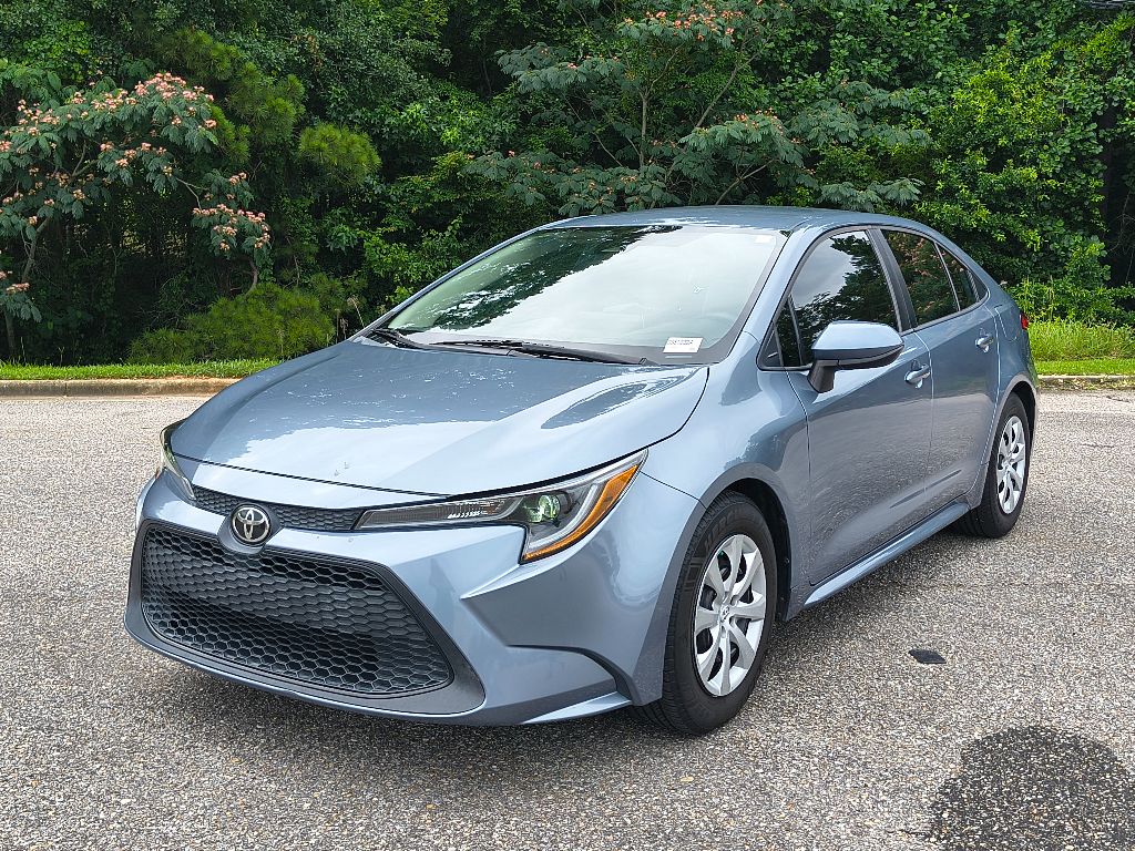 2020 Toyota Corolla LE photo 2