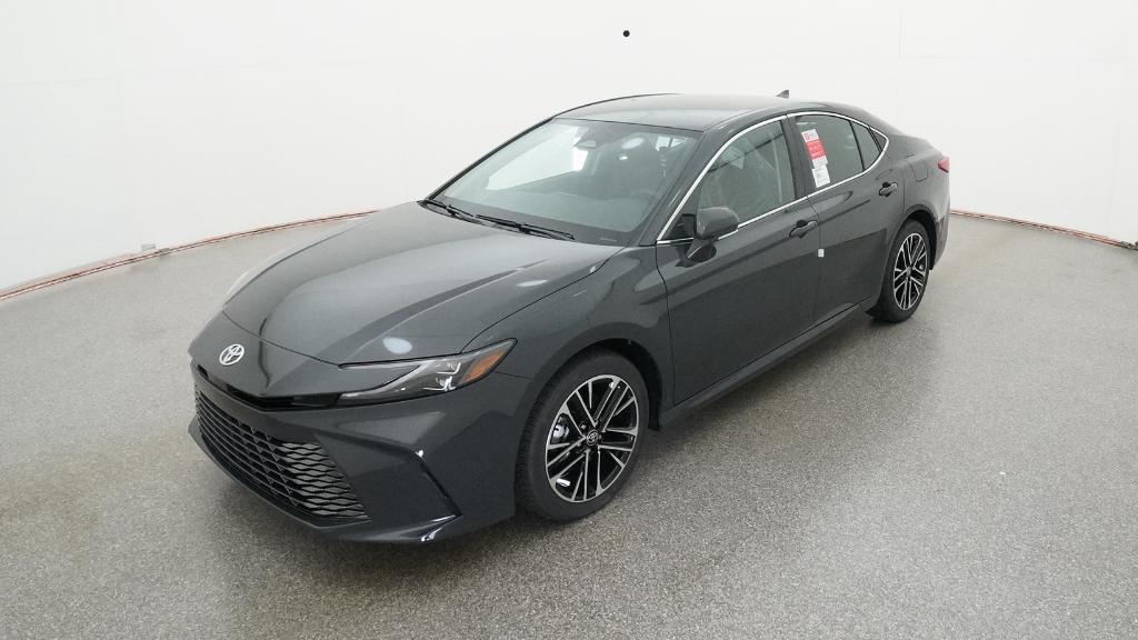 2026 Toyota Camry XLE's photo