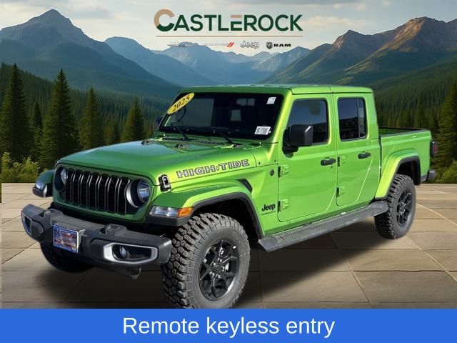 2025 Jeep Gladiator High Tide's photo