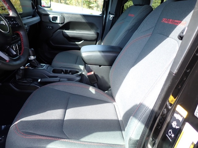 2024 Jeep Wrangler Rubicon photo 15