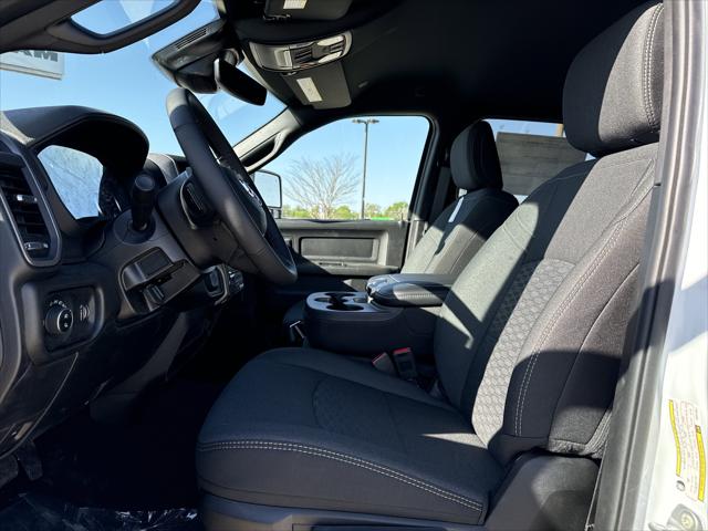 2025 Ram 2500 Tradesman photo 6