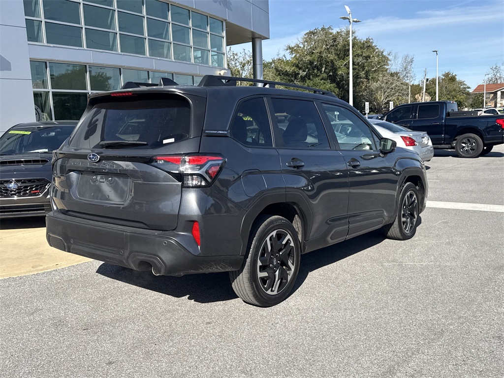 2025 Subaru Forester Limited photo 4
