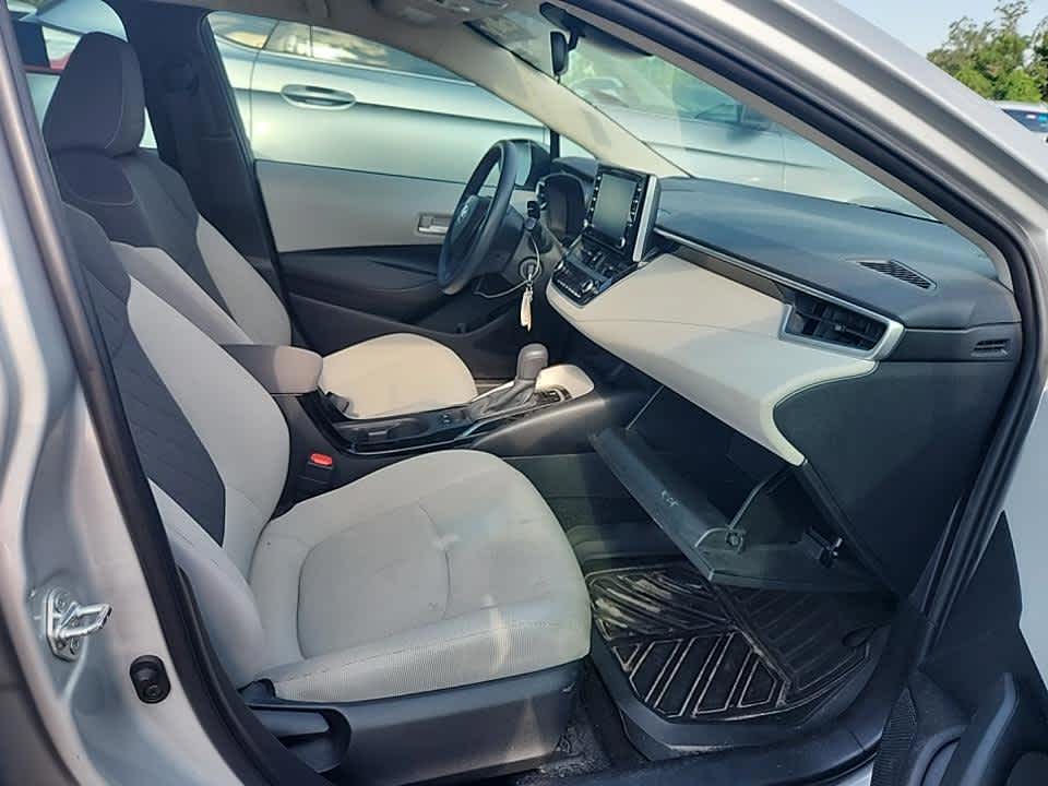 2021 Toyota Corolla LE SE photo 9