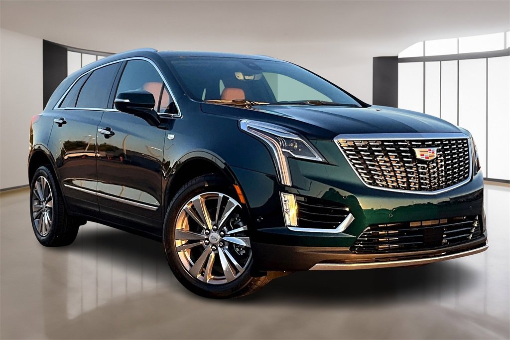 2025 Cadillac XT5 Premium Luxury photo 2