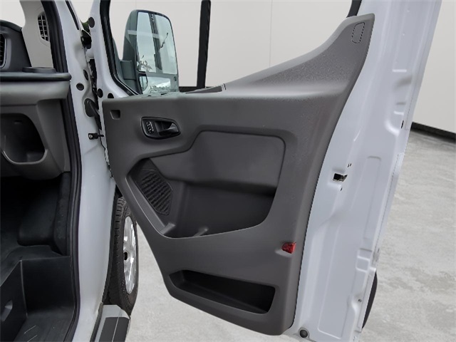 2024 Ford Transit photo 33