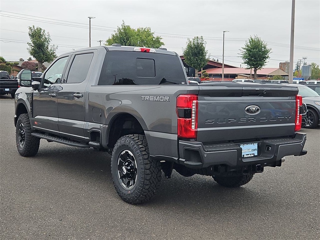 2026 Ford F-350 photo 3