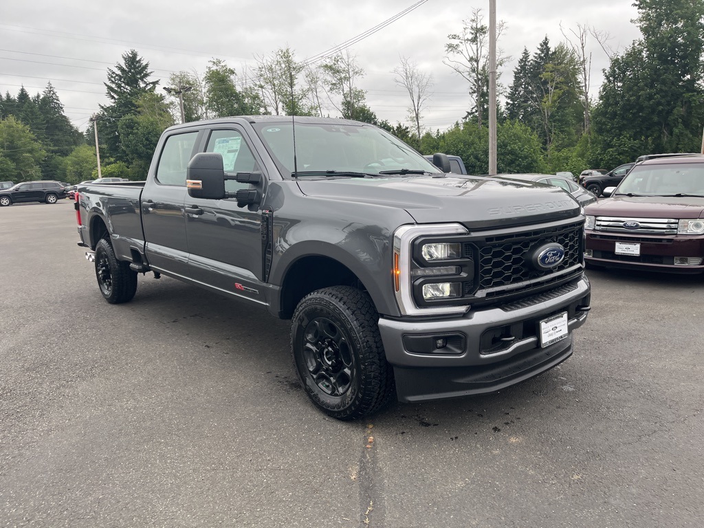 2025 Ford F-350 XL photo 3