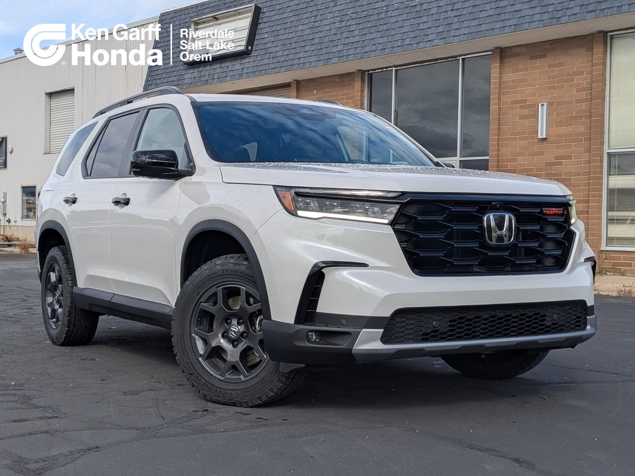 2025 Honda Pilot TrailSport's photo