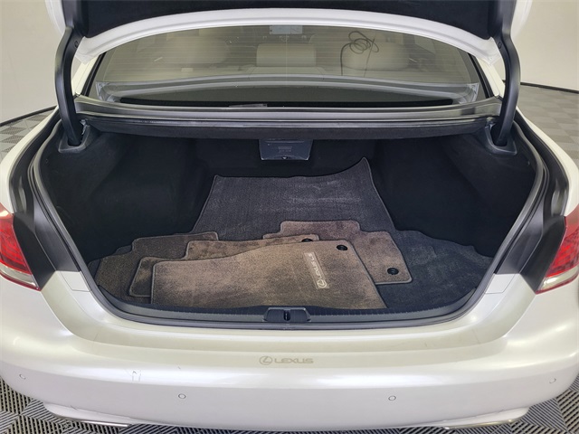 2016 Lexus LS 460 photo 20