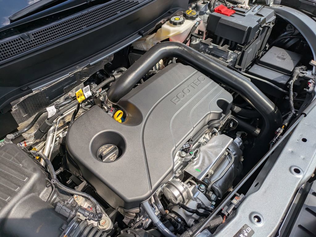 2026 Chevrolet Equinox LT photo 8
