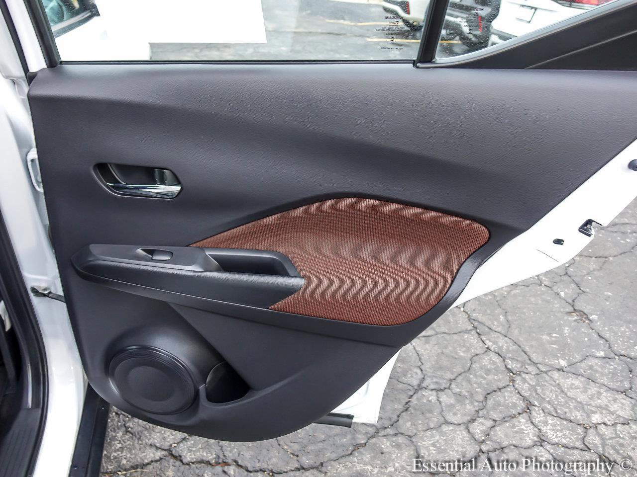 2024 NISSAN KICKS - Image 19