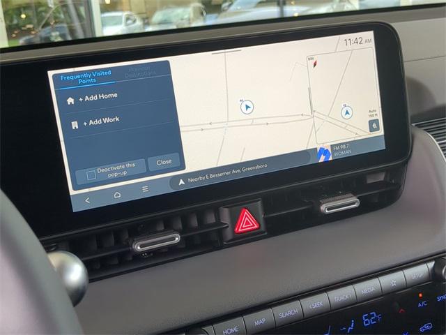 2025 Hyundai Ioniq 5 SE Standard Range photo 24