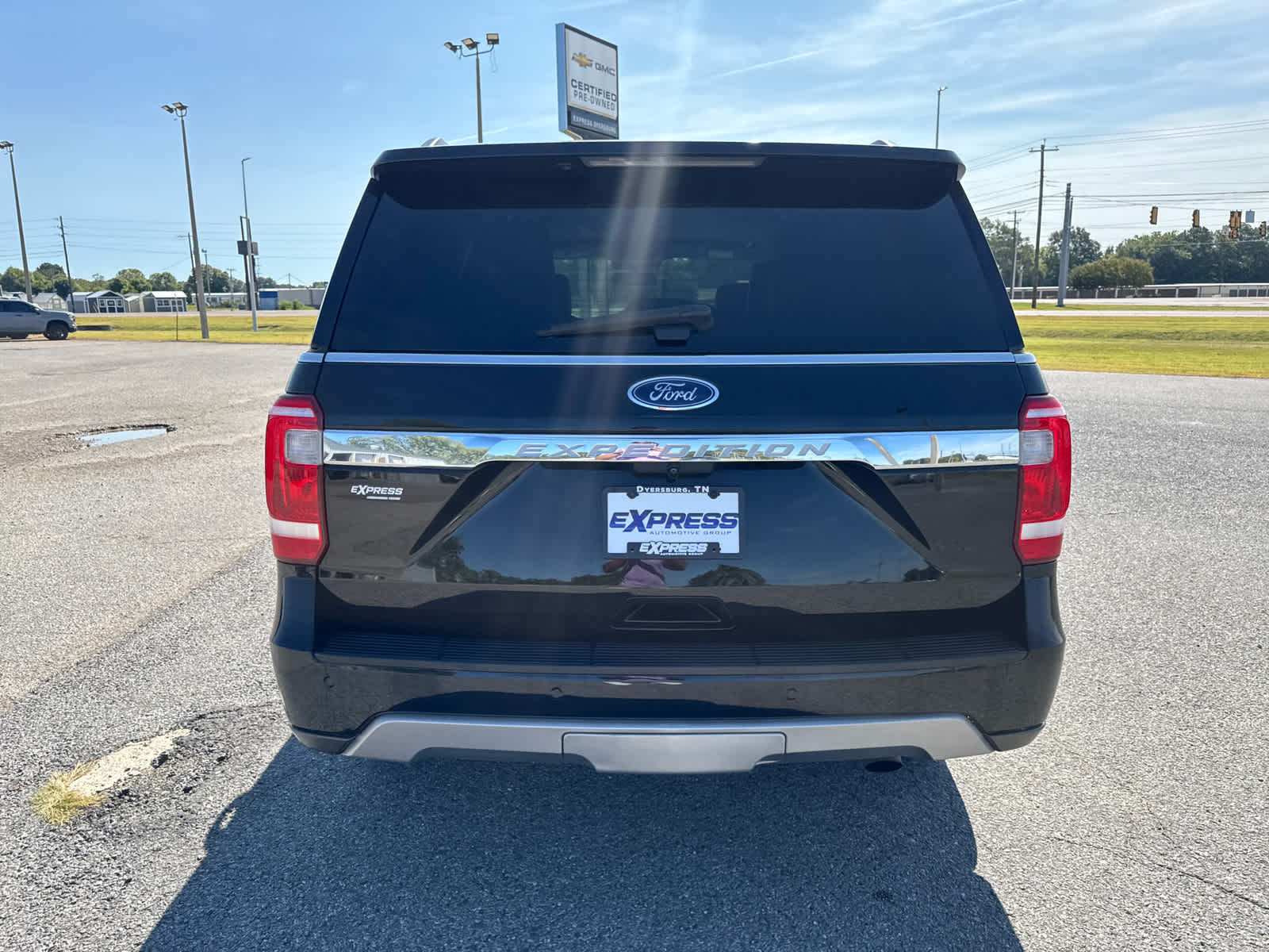 2021 Ford Expedition XLT photo 3