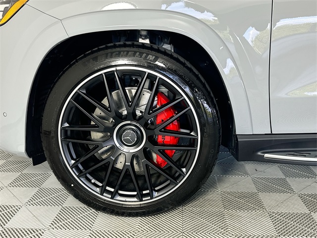 2026 Mercedes Benz GLS 63 AMG photo 28