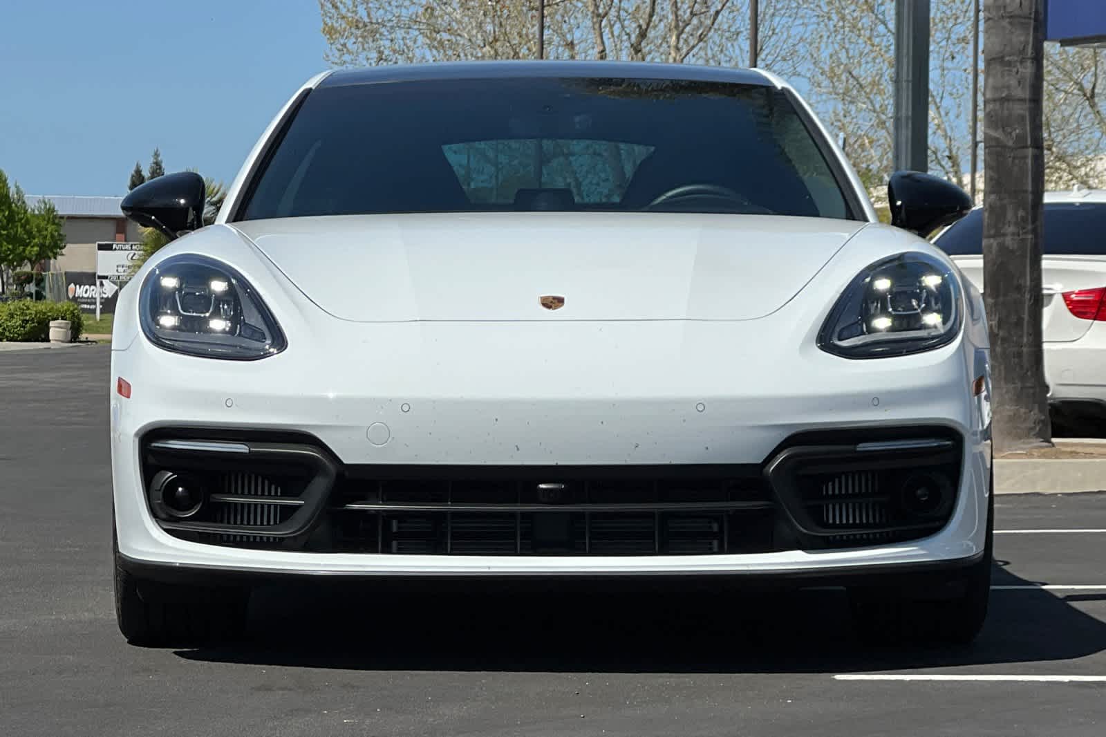 2023 Porsche Panamera 4 Platinum photo 5