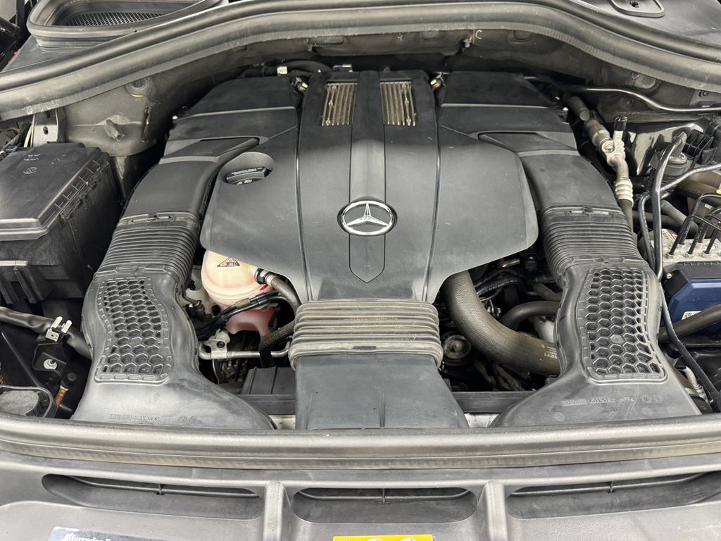 2018 Mercedes Benz GLS 450 4MATIC photo 28