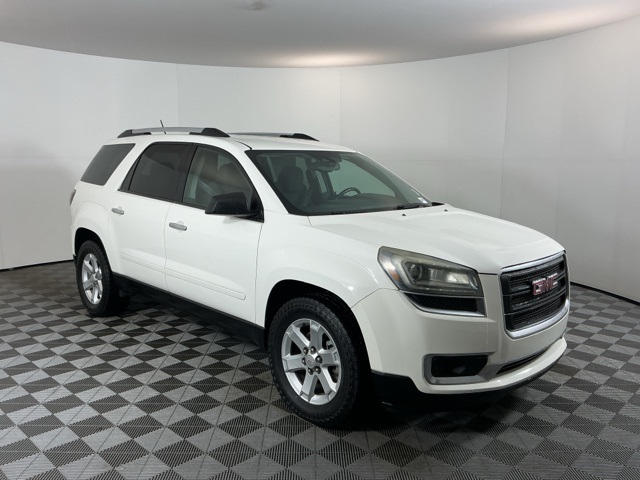 2015 Gmc Acadia SLE photo 3