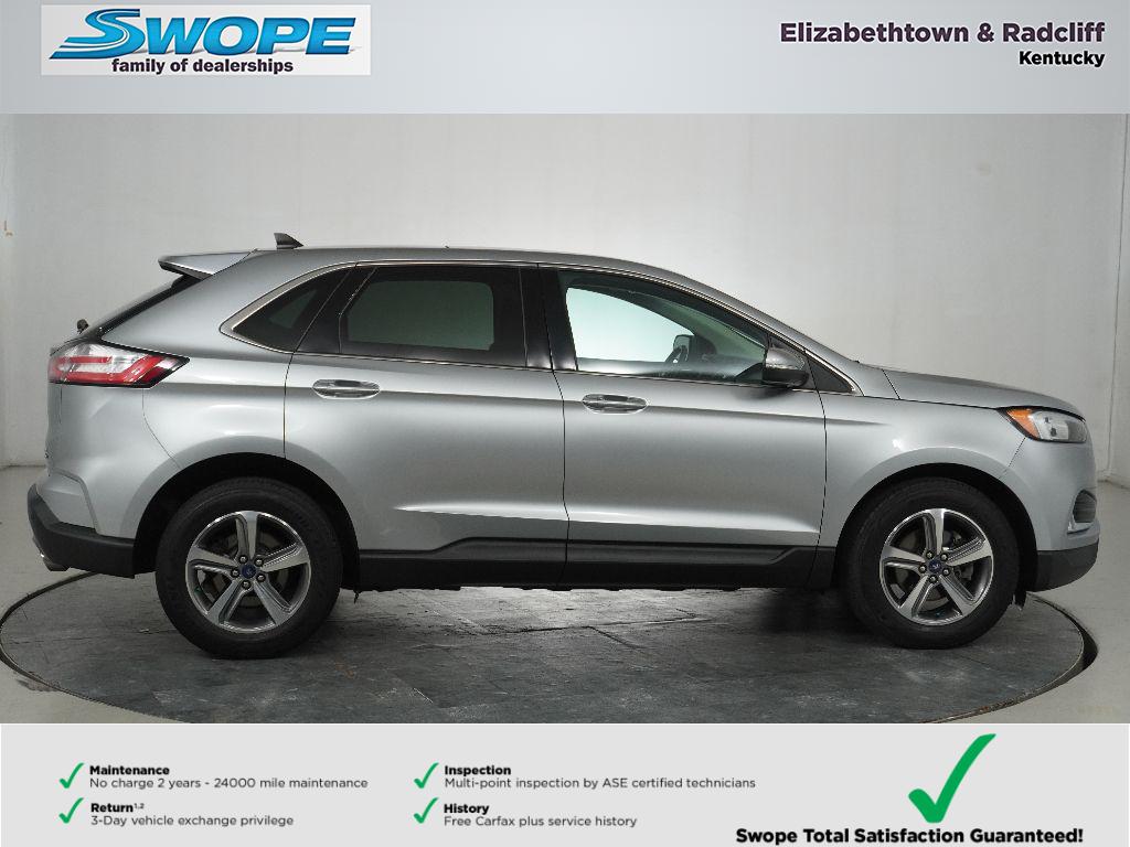 2020 Ford Edge SEL photo 2