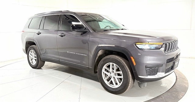2024 Jeep Grand Cherokee L Laredo's photo