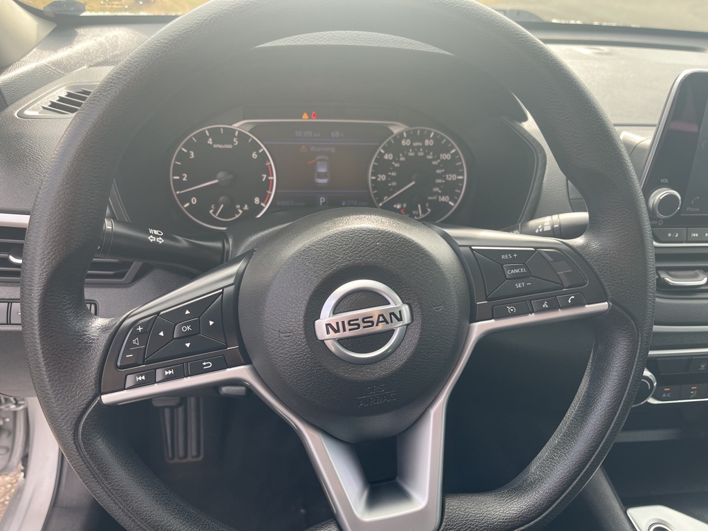 2022 Nissan Altima 2.5 SV photo 12