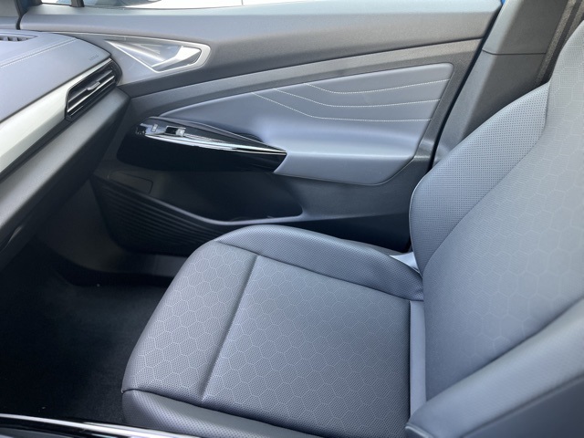2025 Volkswagen ID.4 Pro Plus photo 42