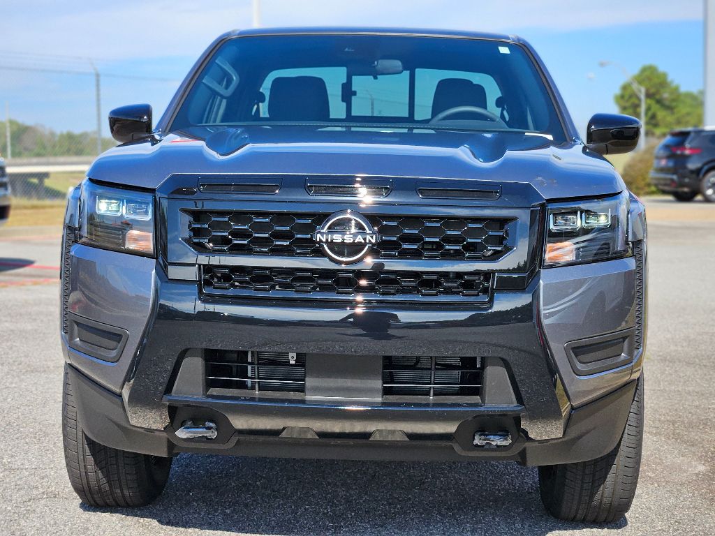 2026 Nissan Frontier SV Crew Cab photo 2