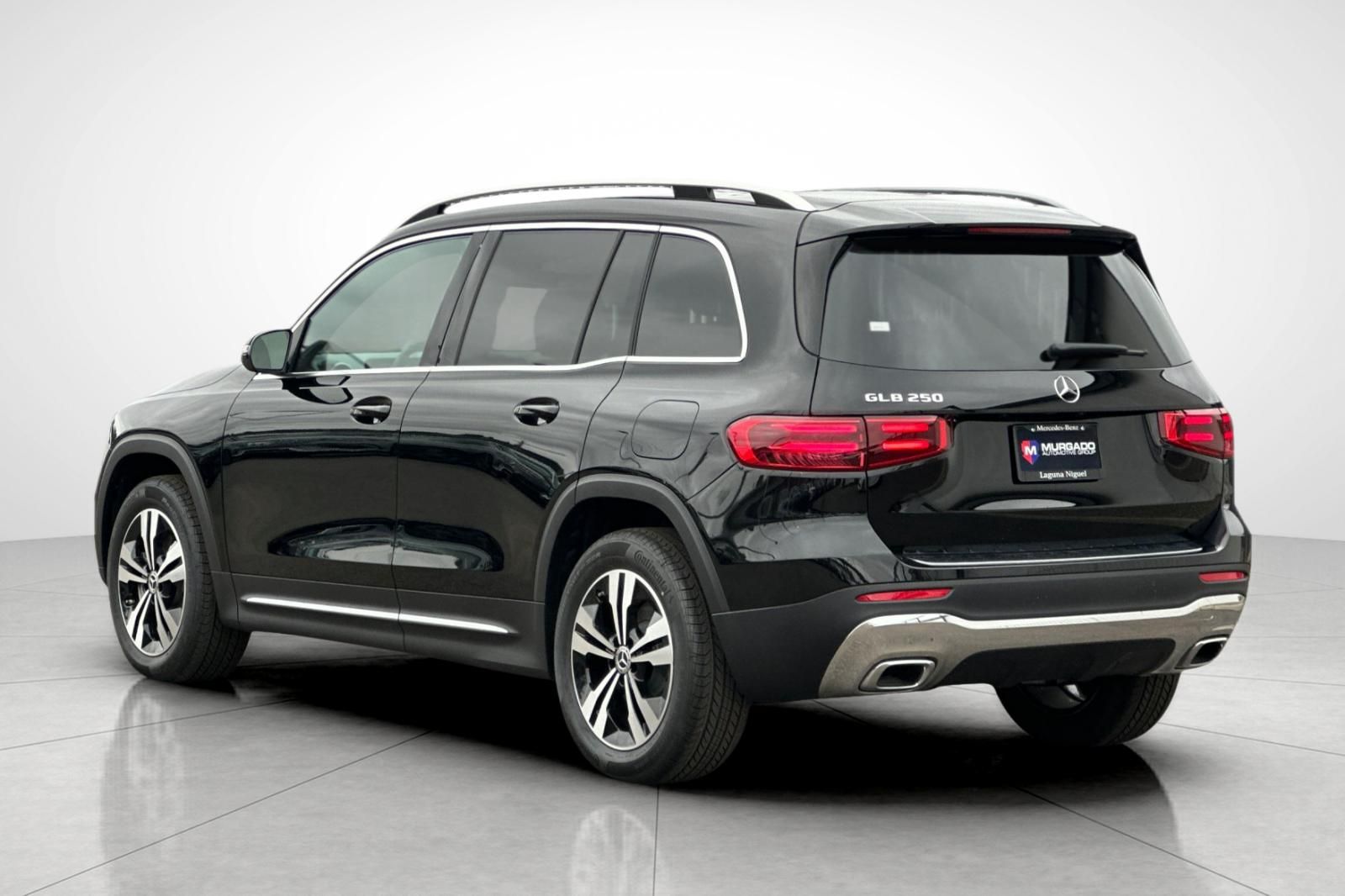 2025 Mercedes Benz GLB 250 photo 10