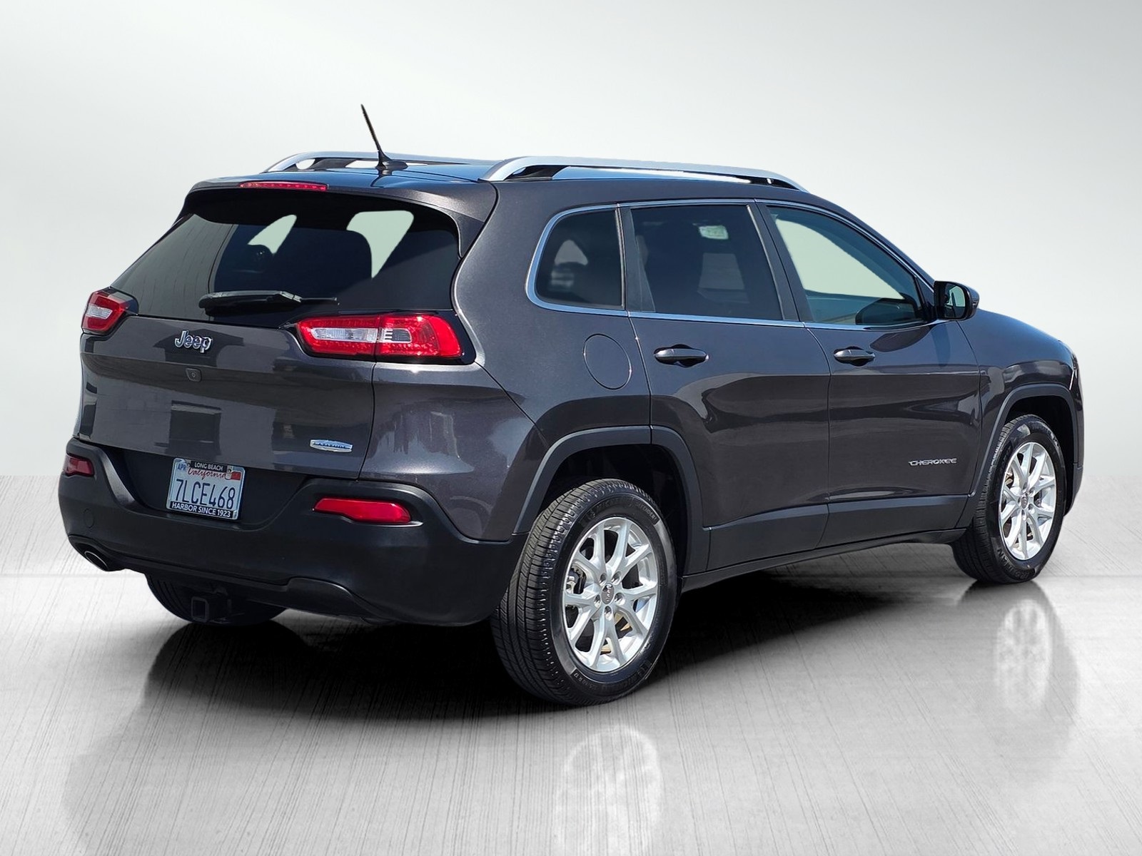 2015 Jeep Cherokee Latitude photo 6