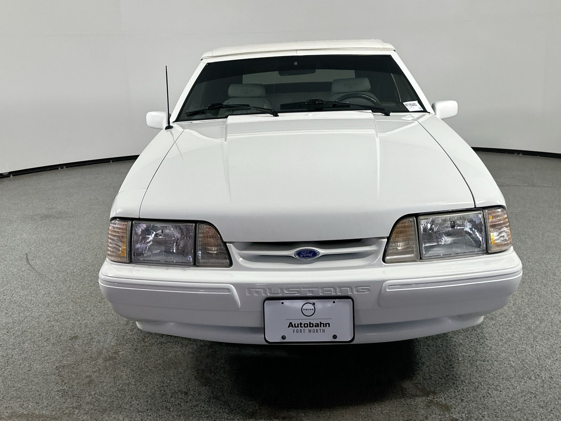 1993 Ford Mustang LX Convertible photo 2