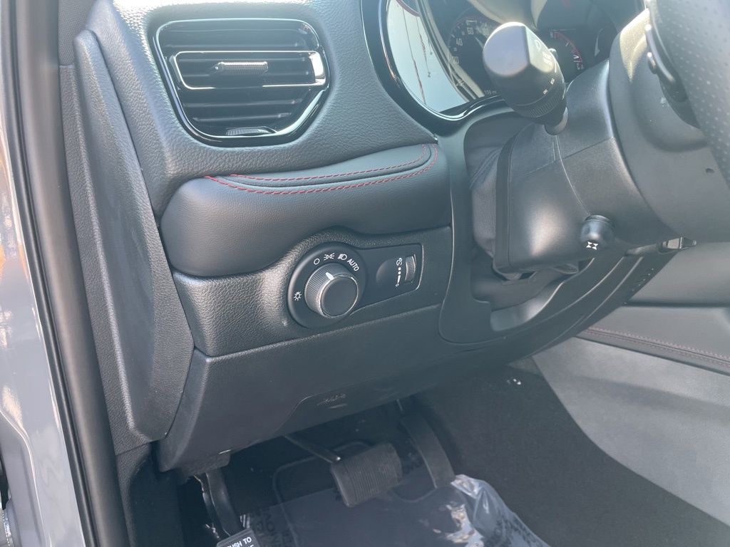 2025 Dodge Durango R/T Plus photo 18
