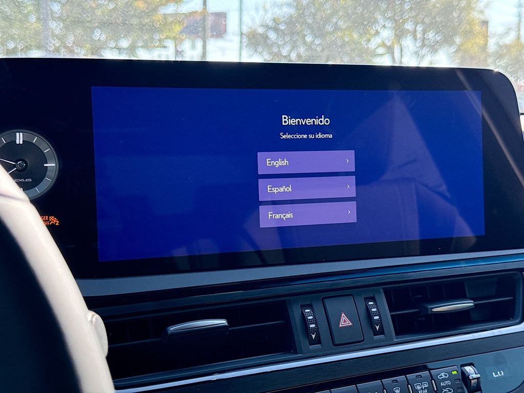 2025 Lexus ES 350 Ultra Luxury photo 30