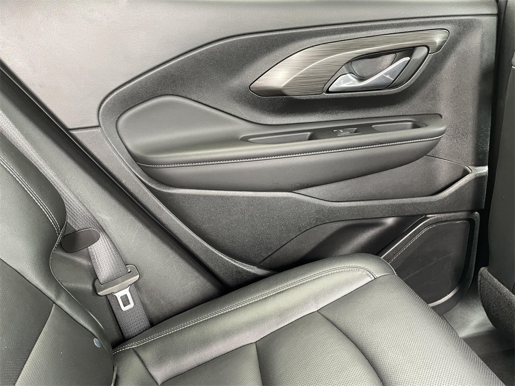 2023 Gmc Terrain SLT photo 15